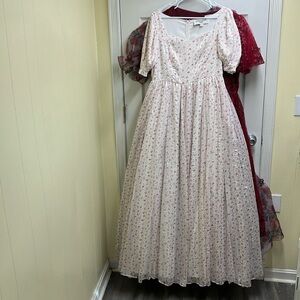 JessaKae Chantilly dress size large